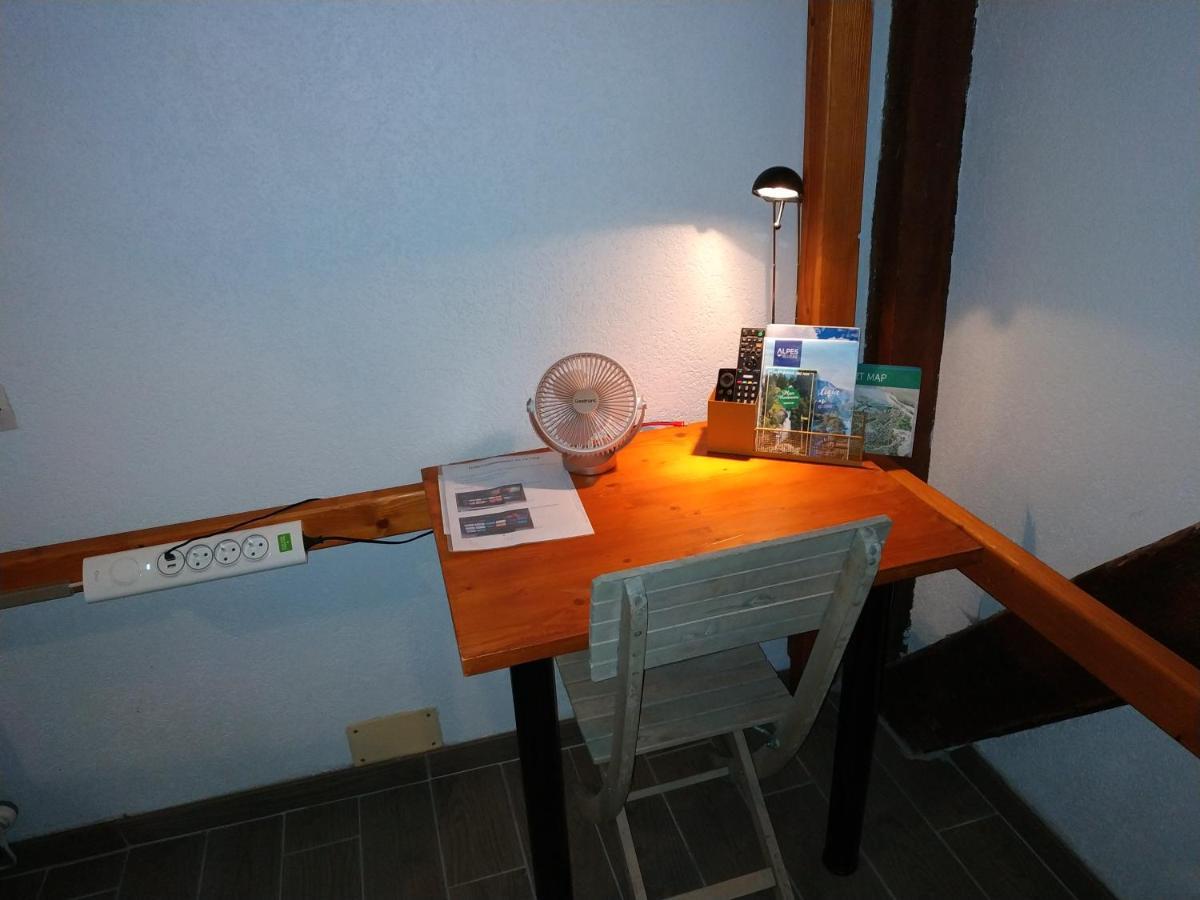 Appartement Chateau Uriage-Chamrousse Saint-Martin-dʼUriage Esterno foto